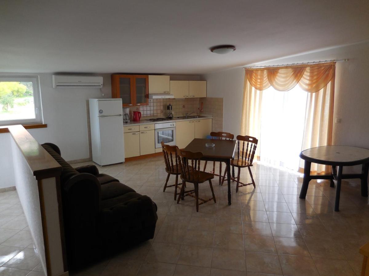 Apartments Ivica Lupic Kampor Extérieur photo